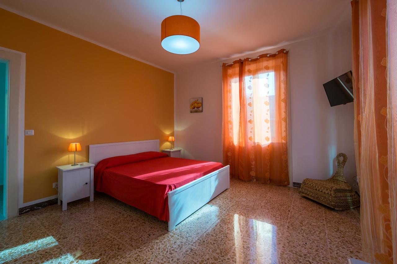 빌라 산 조반니 La Casa Di Eolo B&B 외부 사진