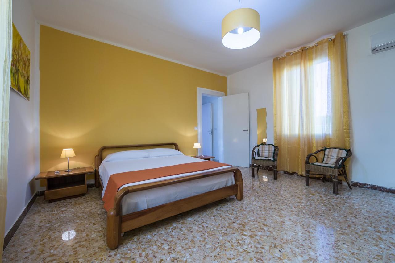 빌라 산 조반니 La Casa Di Eolo B&B 외부 사진
